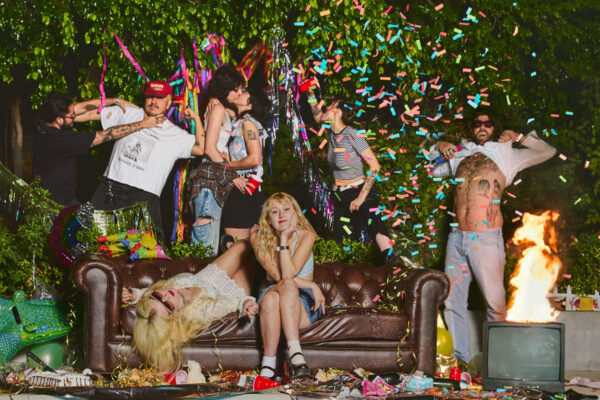 Lambrini Girls - Who Let The Dogs Out