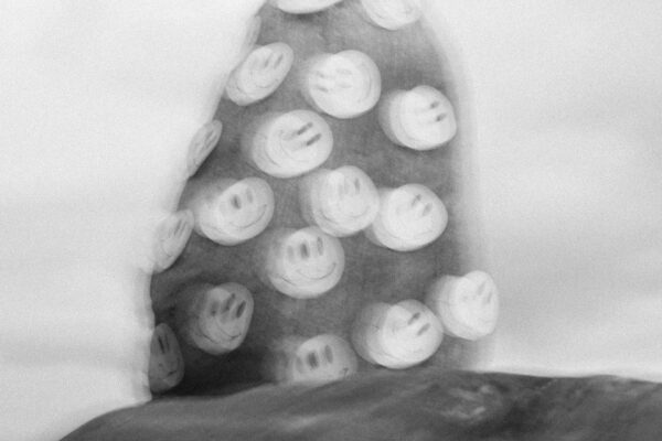 Colouring - Unconditional - BestNewMusic2025 - New Music 2025 > Q2 > W14