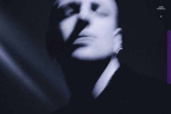 LEON VYNEHALL - Mirror's Edge - BestNewMusic2025 - New Music 2025 > Q2 > W15