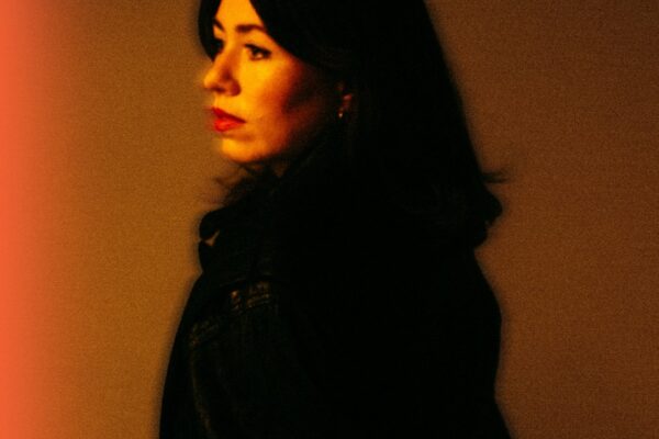 Robin Kester - An Hour Per Day - BestNewMusic2025 - New Music 2025 > Q2 > W24