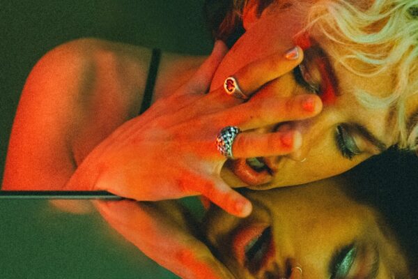 Ronboy, Matt Berninger - Disaster (feat. Matt Berninger) - BestNewMusic2025 - New Music 2025 > Q3 > W33