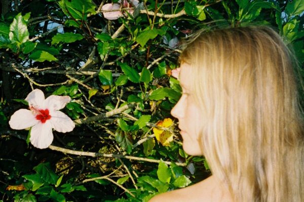 Alice Phoebe Lou - Oblivion - BestNewMusic2025 - New Music 2025 > Q4 > W43